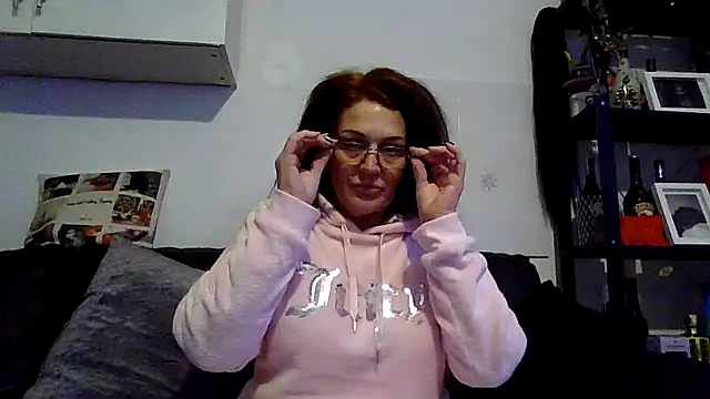 rubyyrosee - RubyyRosee's free webcam