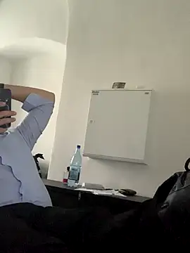 mike8523 (Ask my age) - Cummmm!!!!!!