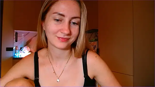 bluuesilk - BluueSilk's free webcam