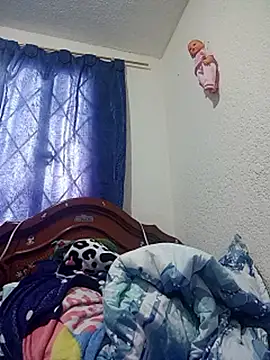 Webcam Model (_Miaaleon) is live