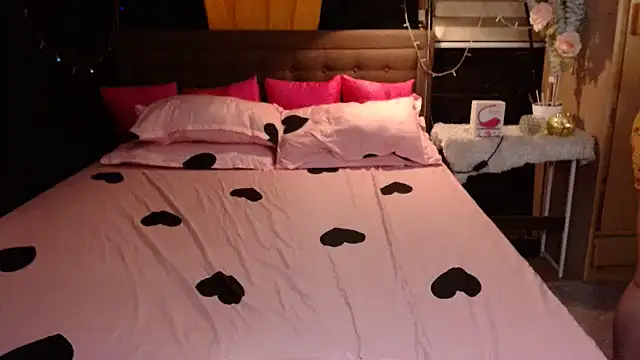 xheavenlytrans webcam