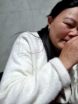 yoowwmr - Yoowwmr's free webcam