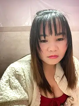 Webcam Model (One-two22)  is live.Free join now!