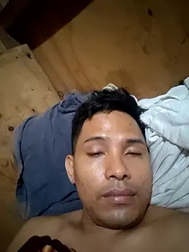 jevtobias (T young) - Im filipino model with pretty body