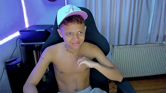 carlos_foxx (M twink) - cumm