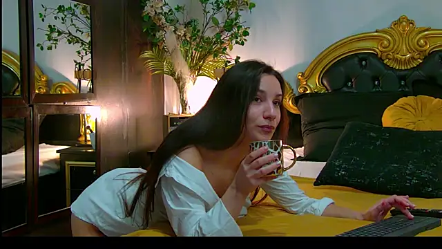 yasminheelson - YasminHeelson's free webcam - UK Sex Cams