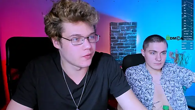 lucas_long_ (Ask my age) - show dick