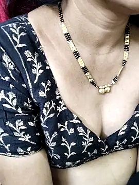 Webcam Model (anuradha1432)  is live.Free join now!