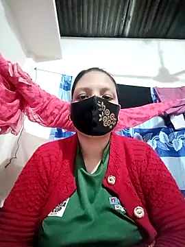 Webcam Model (Ripa-)  is live.Free join now!