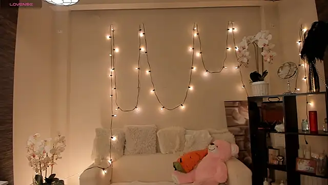 aliceworall - AliceWorall's free webcam - UK Sex Cams