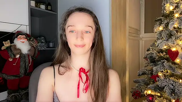 ShySchoolGirl webcam