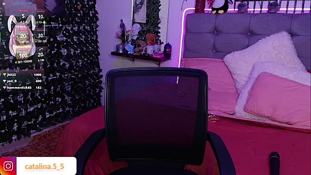 Kata_Bigboobs webcam