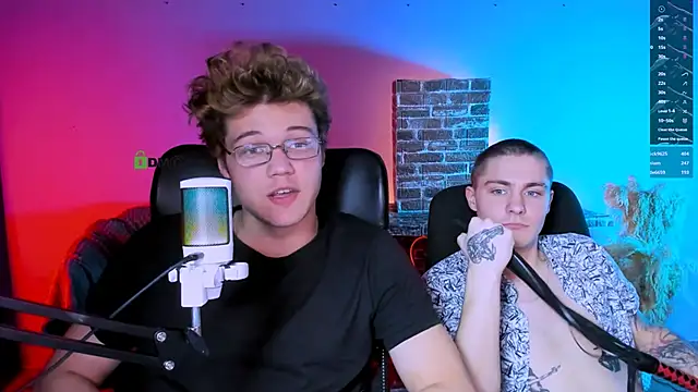 lucas_long_ (Ask my age) - show dick