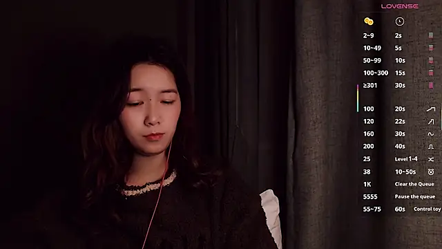 美女XueLi1902在线直播