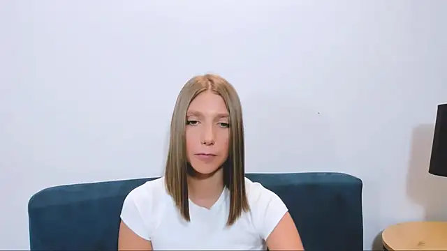 emmagorgeous - EmmaGorgeous's free webcam - UK Sex Cams