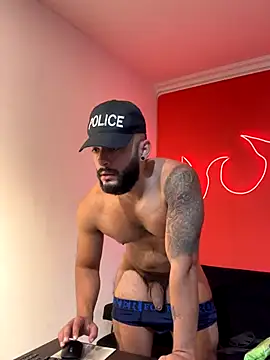 mike_savage3 (M young) - Put harder my cock in public area