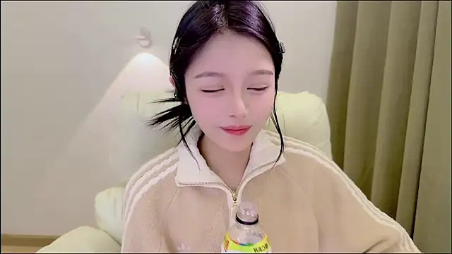 美女Hello-beibei在线直播