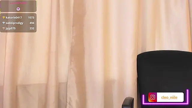 cleeo_nile Live Webcam on Stripchat