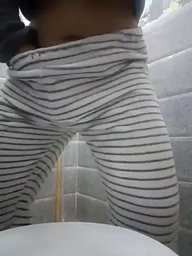 kamita-12 - Kamita-12's free webcam