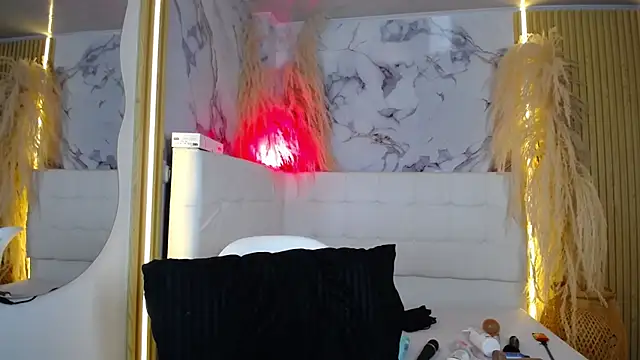 Bruja__Scarlata webcam