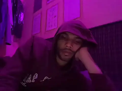 hunterasiaaaa webcam