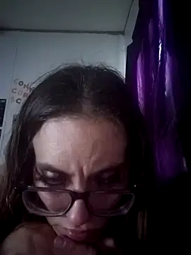 snowbird1117 - Snowbird1117's free webcam - UK Sex Cams