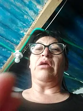 clarita_01 - Clarita_01's free webcam - UK Sex Cams