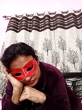 gullapi - Gullapi's free webcam - UK Sex Cams