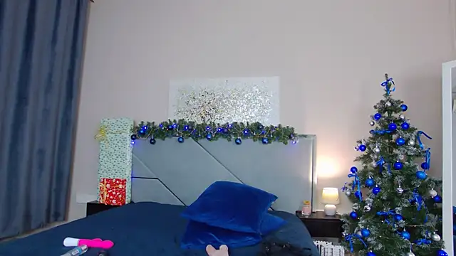 nicolerosss - NicoleRosss's free webcam - UK Sex Cams