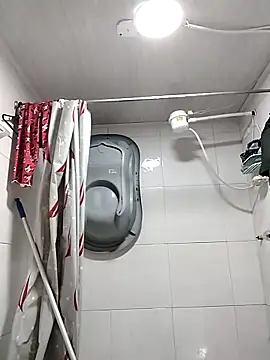 mia_hottie2210 - Mia_hottie2210's free webcam