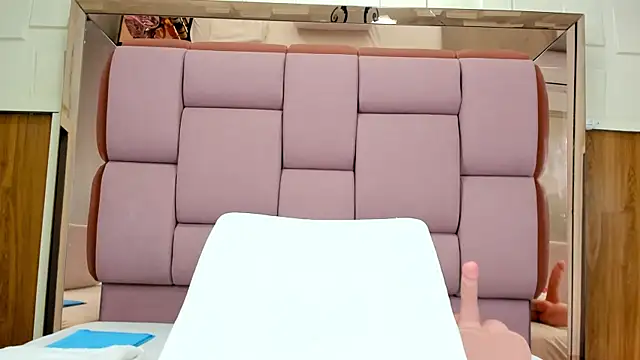 sophiaarenas - Sophiaarenas's free webcam