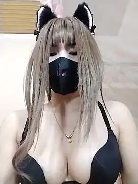 Webcam Model (Helen69x)  is live.Free join now!