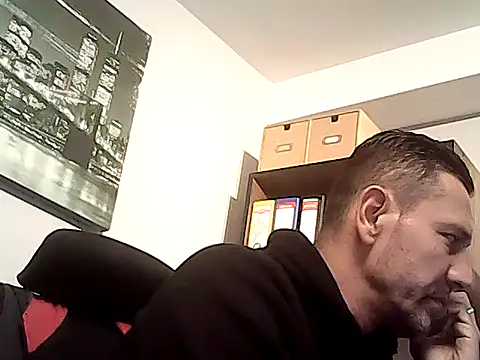 mastercharisma35 - Mastercharisma35's free webcam - UK Sex Cams