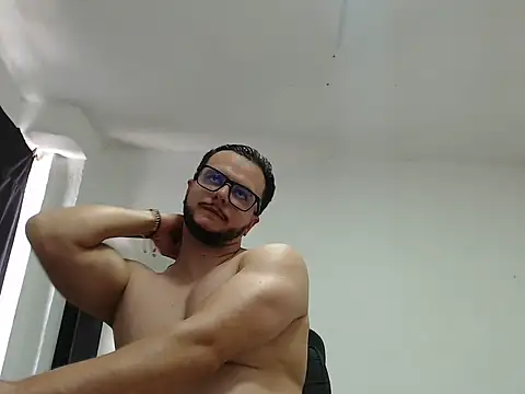 cloudsxxx - Cloudsxxx's free webcam