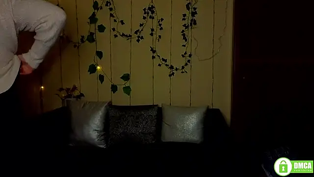 alicia_love00 - Alicia_love00's free webcam - UK Sex Cams