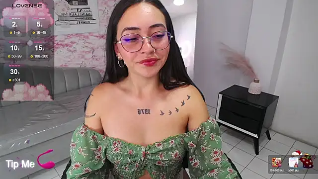 miss_andreaa_t webcam