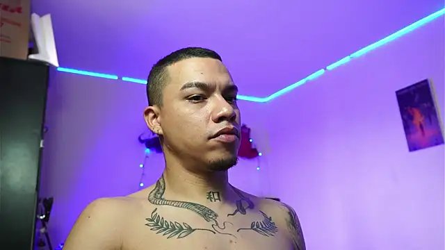 AlphaMasterXxx webcam