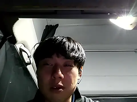 whitebriefboy webcam