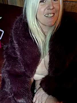 Bouncy-Bella28X webcam