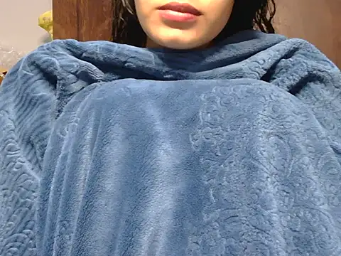 Anushka_shrma webcam