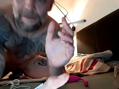 prinzalbert7@xh (Ask my age) - Banane + Dildo Ass play