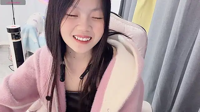 lena-yyds - Lena-yyds's free webcam