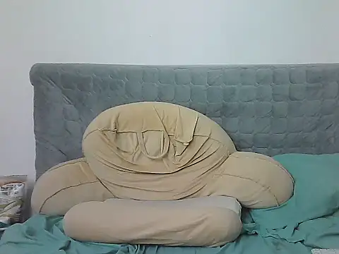 alphalatinobear - AlphaLatinoBear's free webcam