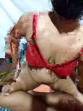 Webcam Model (maduwanthi9328) is live