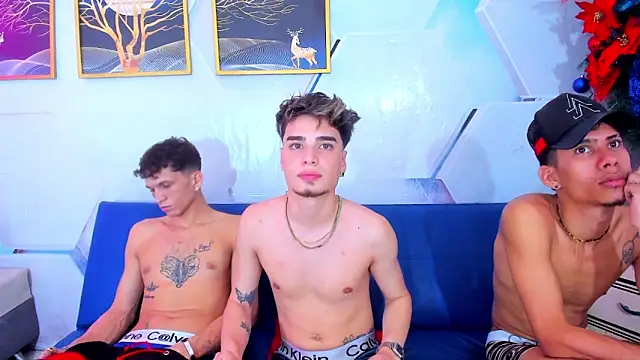 Alex_jeins_at webcam