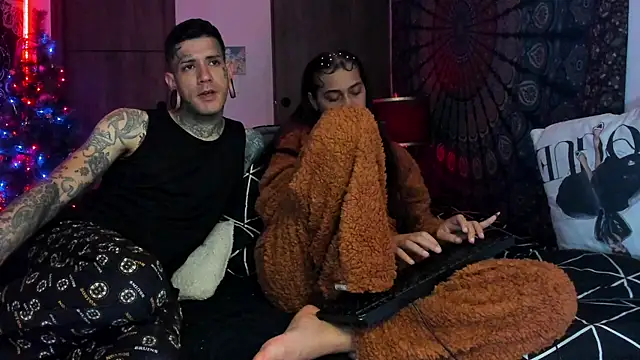 cleoo_jhonny - Cleoo_jhonny's free webcam - UK Sex Cams