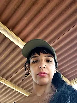 charllotee_dark webcam