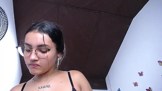 kathe-mills235 webcam