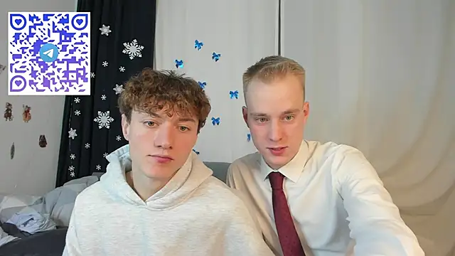 Kevin_Young_Cat's live cam