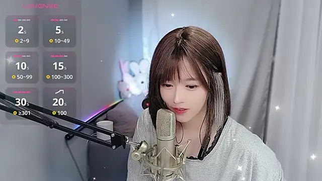 美女Tw_Sexynn在线直播